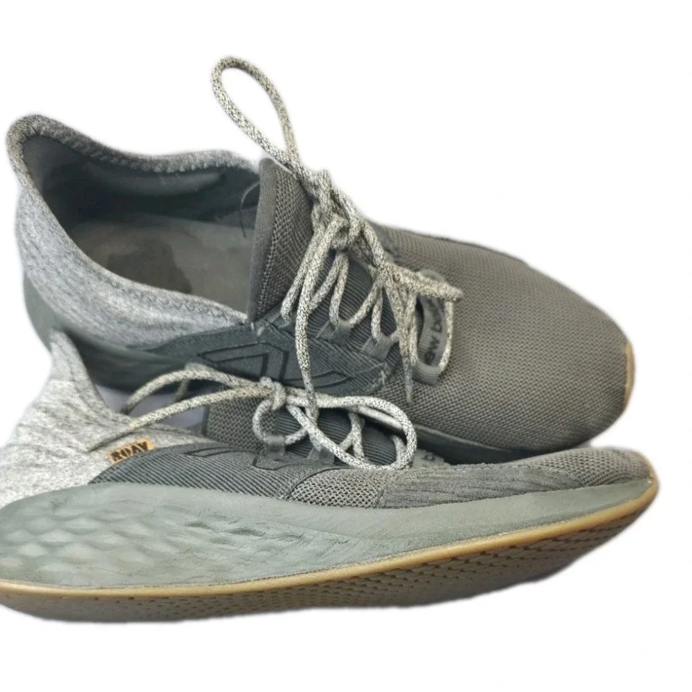 Men's New Balance Fresh Foam Roav V1, US 8.5 Blabktop